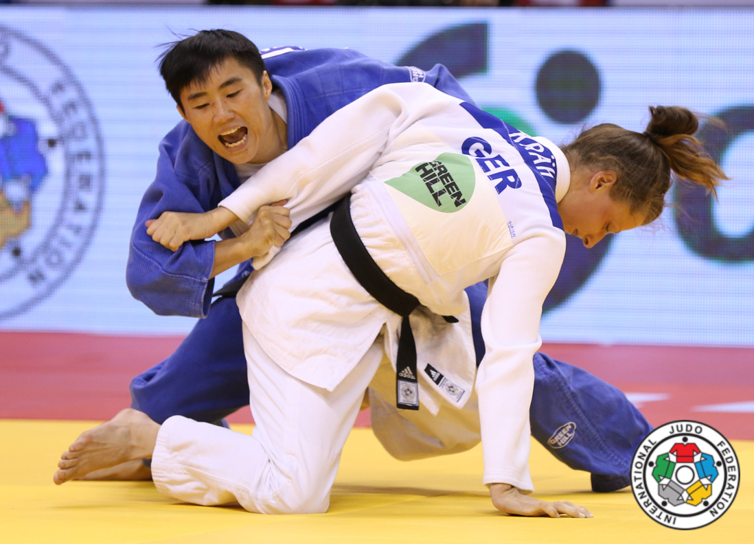 20140704_Ulaanbaatar_MA Yingnan (CHN) - KRAEH Mareen (GER)1